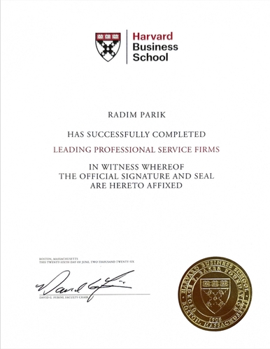 Harvard Business School - Leading Professional Service Firms